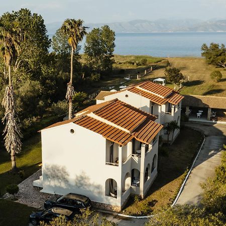 Parakladi Seaside Retreat Apartamento Lefkímmi Exterior foto