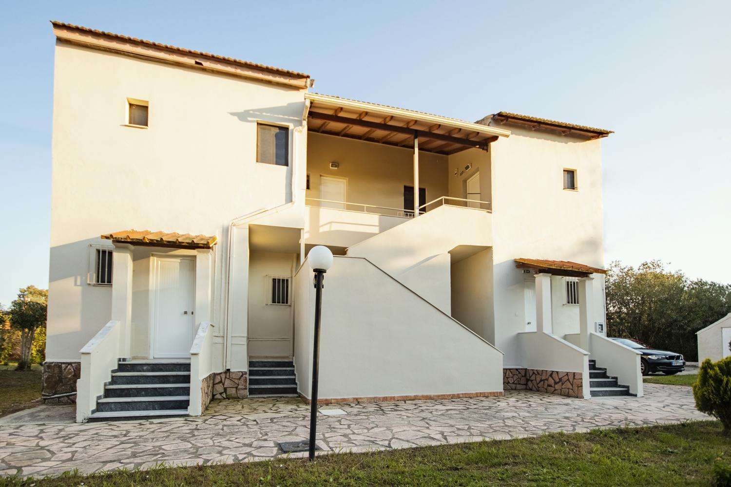 Parakladi Seaside Retreat Apartamento Lefkímmi Exterior foto